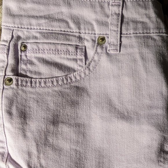 Jones Cropped Jeans - Picture 2 of 4